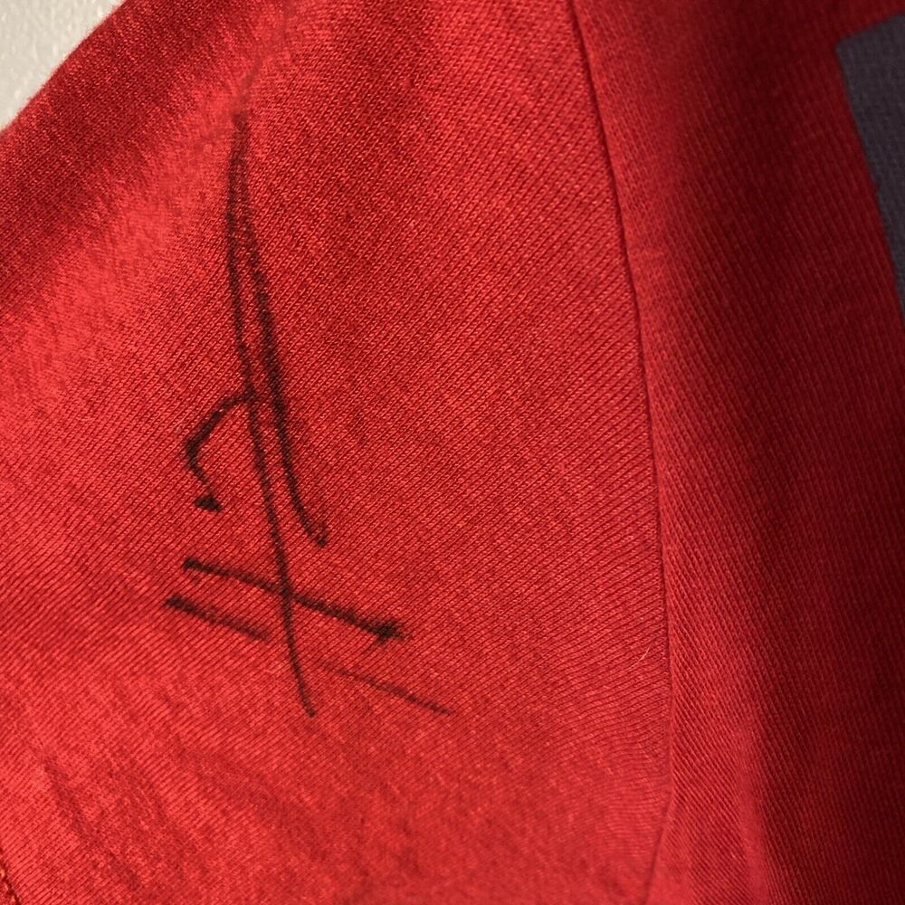 Hunter Hayes Signed Tour T Shirt Encore Red Am Tultex Small Signed by Hunter - Picture 3 of 4